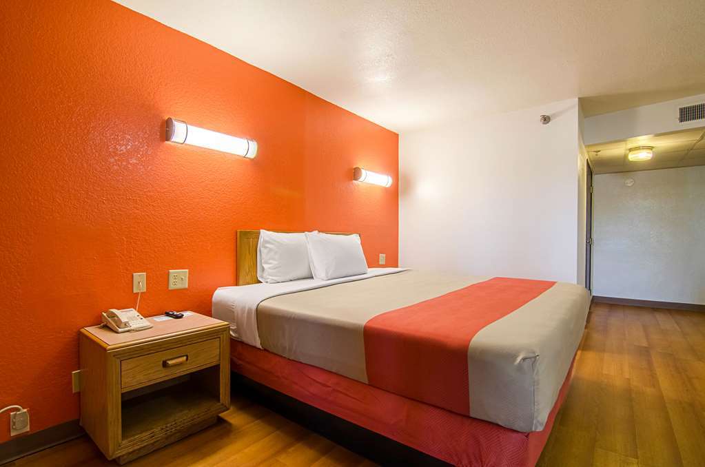 7 Boutique Hotel Pratt Room photo